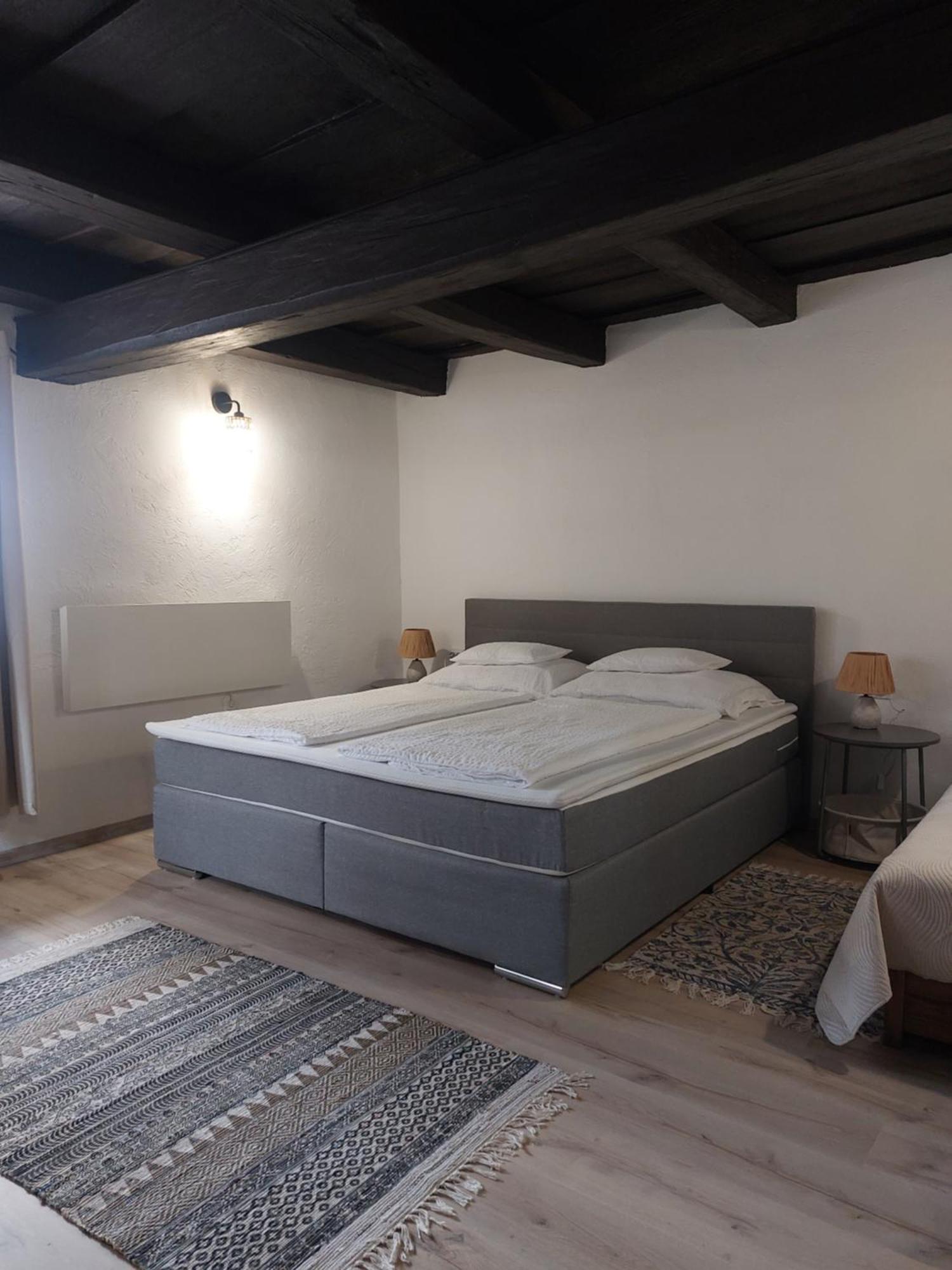 Babamuzeum Apartman Tihany Buitenkant foto