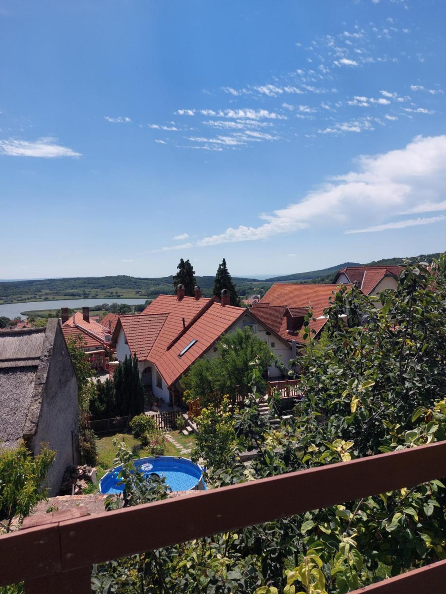 Babamuzeum Apartman Tihany Buitenkant foto