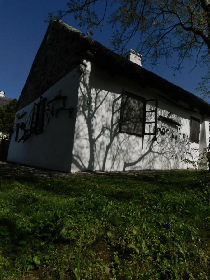 Babamuzeum Apartman Tihany Buitenkant foto